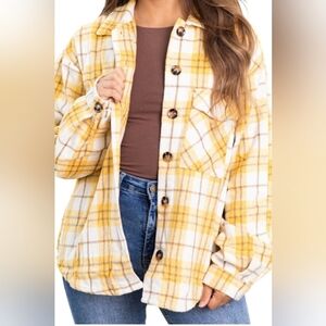 Womens Yellow plaid shacket size M oversized Flannel